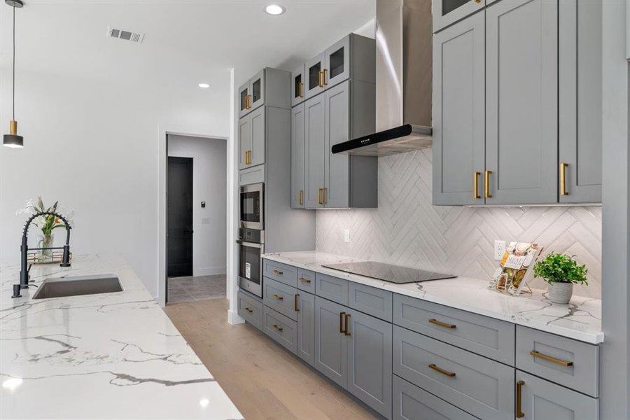 Furnished interior view inside a new home in , Manor (Image 6).