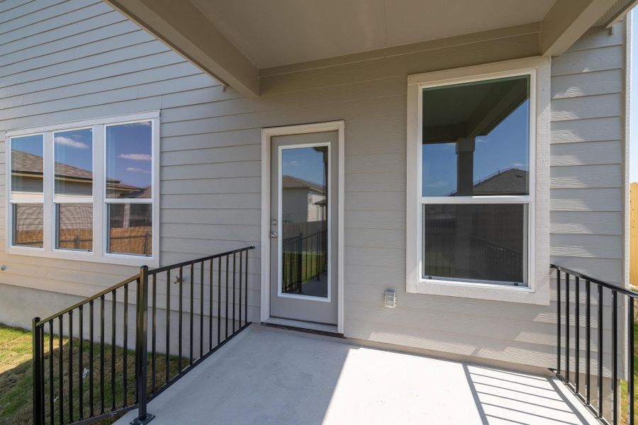 Image 27 of a home in Sonterra - Cool Water.