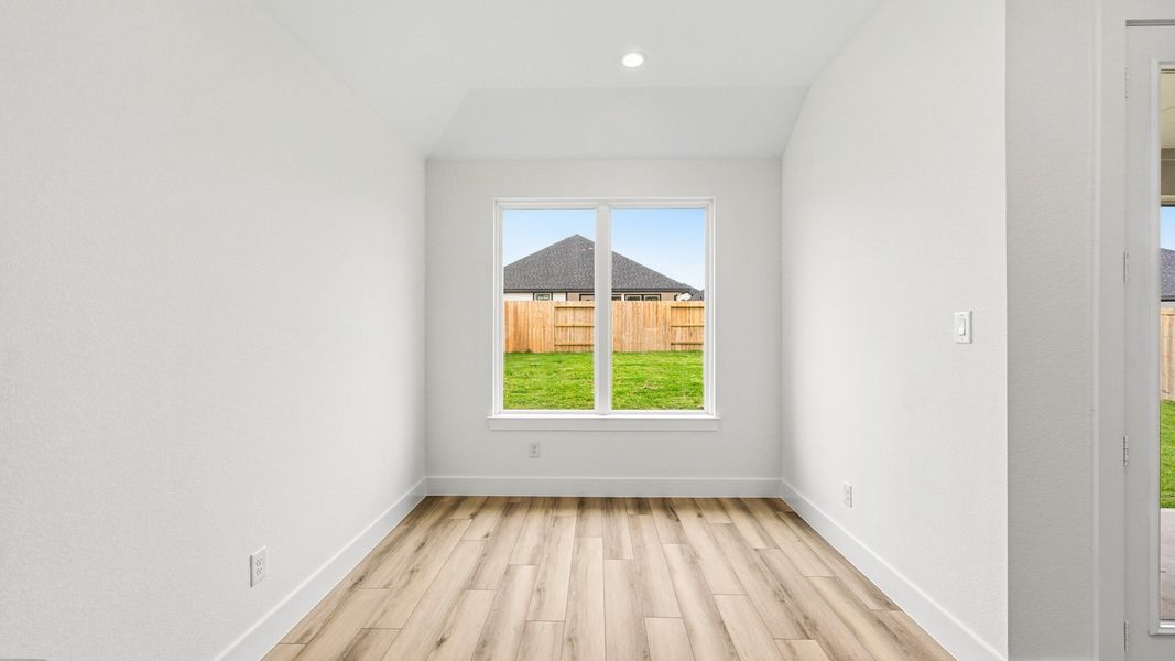 Spacious, unfurnished interior of a new home in Mill Creek Estates, Magnolia (Image 16).