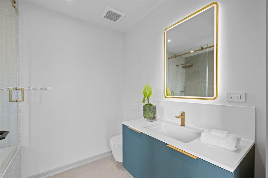 Furnished interior view inside a new home in , Miami Beach (Image 86). Furnished interior view inside a new home in , Miami Beach (Image 86).