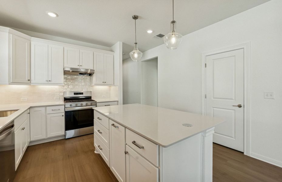 Furnished interior view inside a new home in Sun City Texas, Georgetown (Image 7).