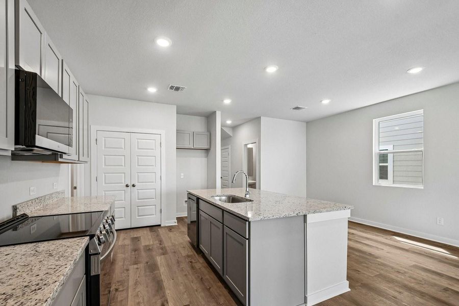 Furnished interior view inside a new home in Eastwood at Sonterra, Jarrell (Image 9).