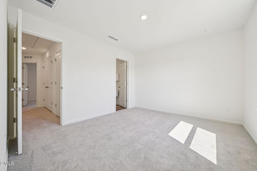 26-web-or-mls-2210 Rabbitbrush St.-S0204