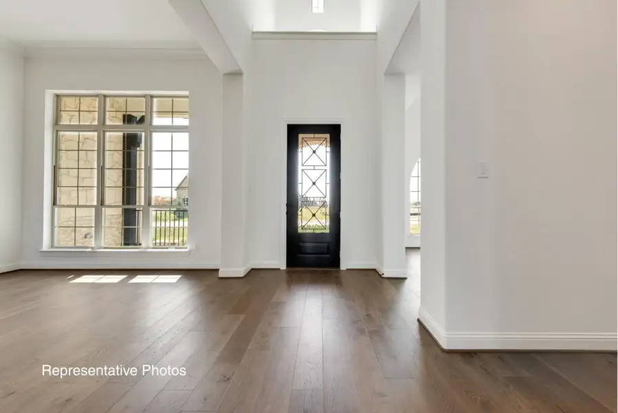Representative unfurnished interior of a home built from the Grand Estate by Grand Homes in Kings Crossing, Parker (Image 14).