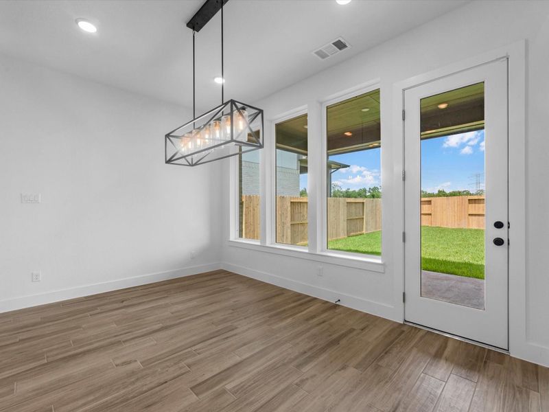 Spacious, unfurnished interior of a new home in Sienna 60’, Missouri City (Image 13). Spacious, unfurnished interior of a new home in Sienna 60’, Missouri City (Image 13).