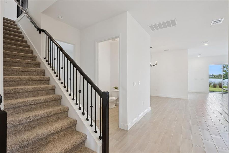 Spacious, unfurnished interior of a new home in Laureate Park, Orlando (Image 35).
