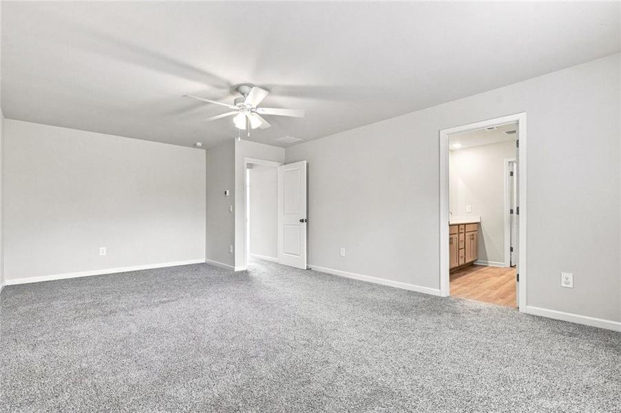 Spacious, unfurnished interior of a new home in Little River Falls, Woodstock (Image 28).