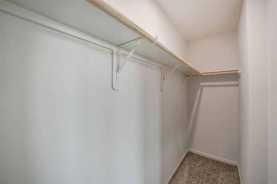 Spacious, unfurnished interior of a new home in , Houston (Image 25).