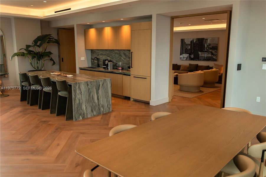 Community amenities in , Miami (Image 40).