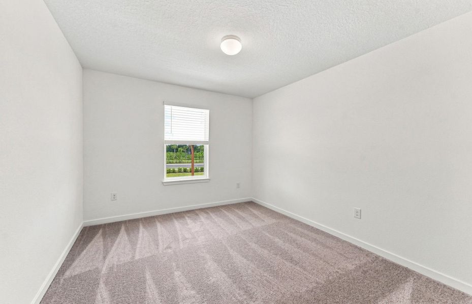 Spacious, unfurnished interior of a new home in Oakfield Trails, Parrish (Image 16).