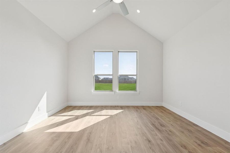 Spacious, unfurnished interior of a new home in Ellis Ranch Estates, Waxahachie (Image 25).