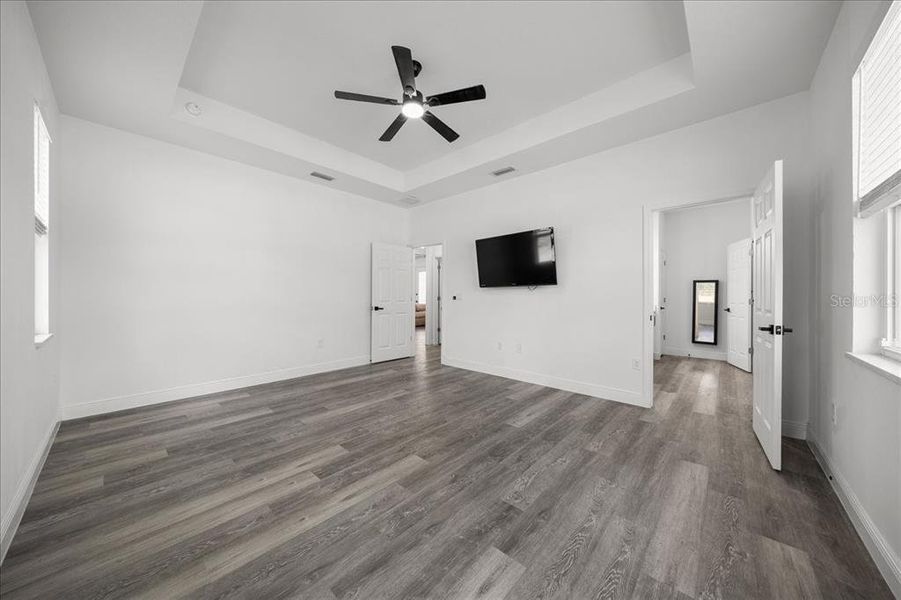 Spacious, unfurnished interior of a new home in , Dunnellon (Image 21). Spacious, unfurnished interior of a new home in , Dunnellon (Image 21).