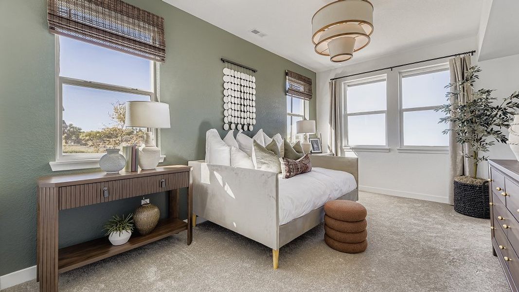 2581 Overlook Bed2 F1