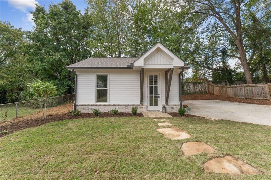 Exterior details and patio area of a home in , Marietta (Image 25).