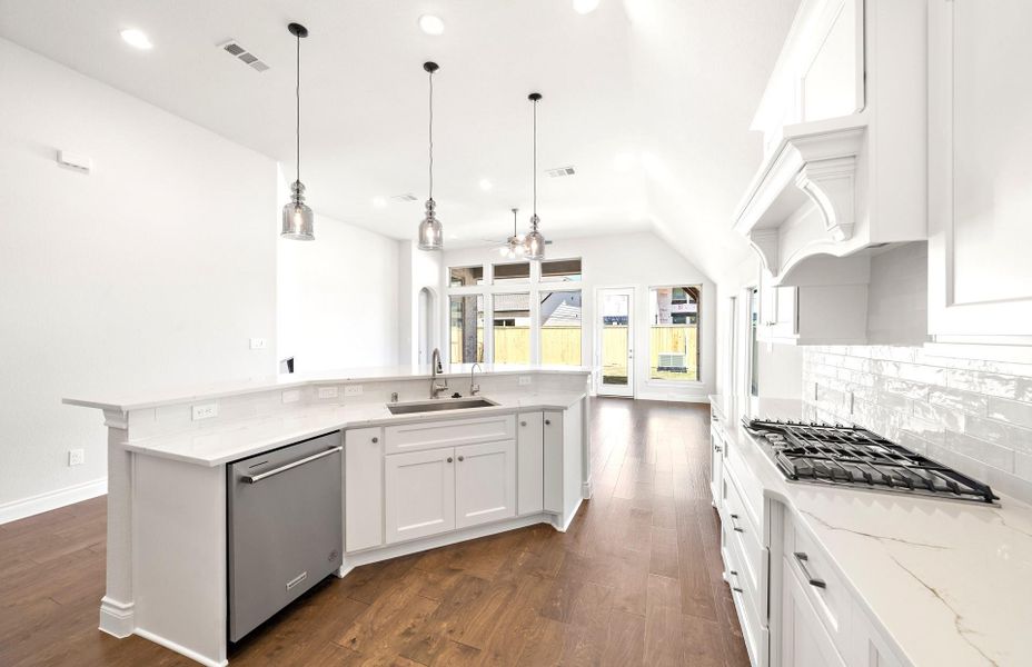 Image 37 of a home in Bridgeland 50'. Image 37 of a home in Bridgeland 50'.