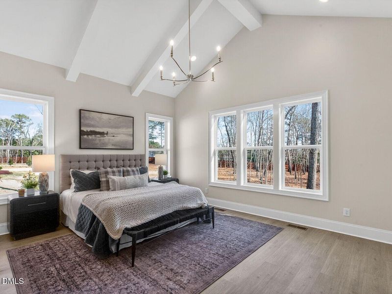 030-1280x960-primary-bedroom