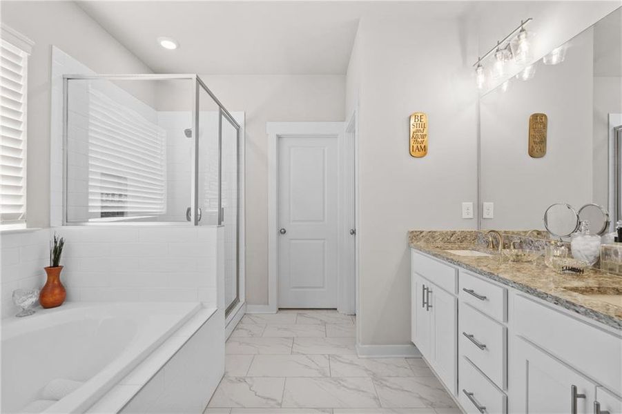 Furnished interior view inside a new home in , Jefferson (Image 21).