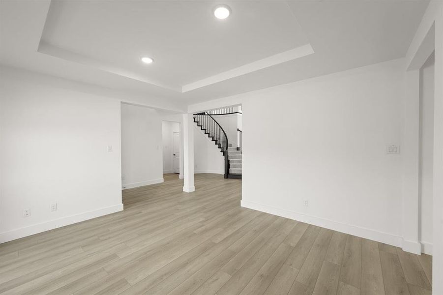 Spacious, unfurnished interior of a new home in High Country, Burleson (Image 22).