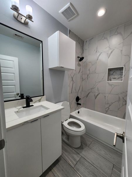 Furnished interior view inside a new home in , Houston (Image 12).