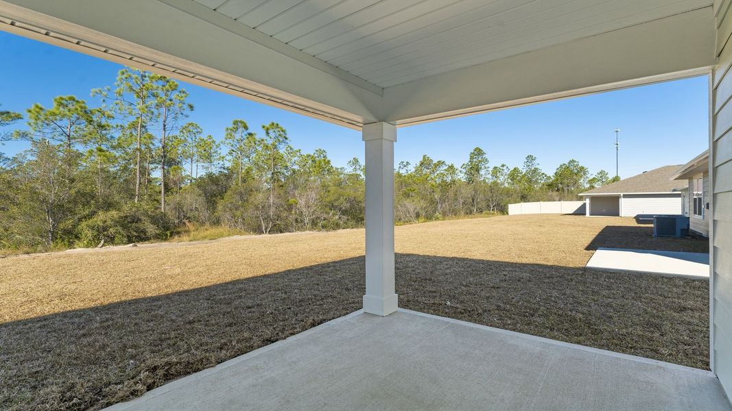 Representative exterior details of a home built from the The Cali by D.R. Horton in Palmetto Bluff, Port Saint Joe (Image 20).