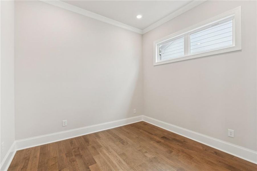 Spacious, unfurnished interior of a new home in Aberdeen, Hoschton (Image 48). Spacious, unfurnished interior of a new home in Aberdeen, Hoschton (Image 48).