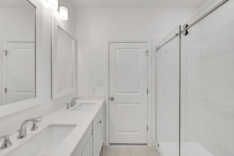 Serene primary bath