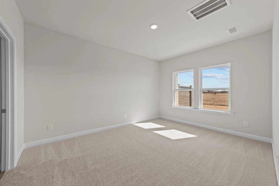 Spacious, unfurnished interior of a new home in Blue Heron Retreat, Little River (Image 19).