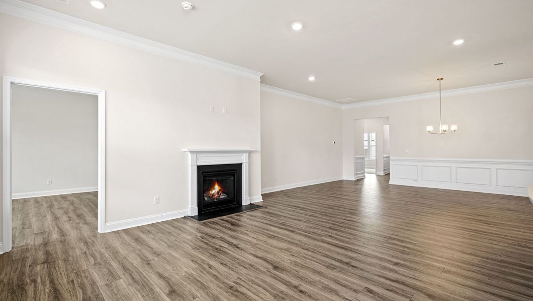 Spacious, unfurnished interior of a new home in The Villas at Pine Valley, Boiling Springs (Image 20).