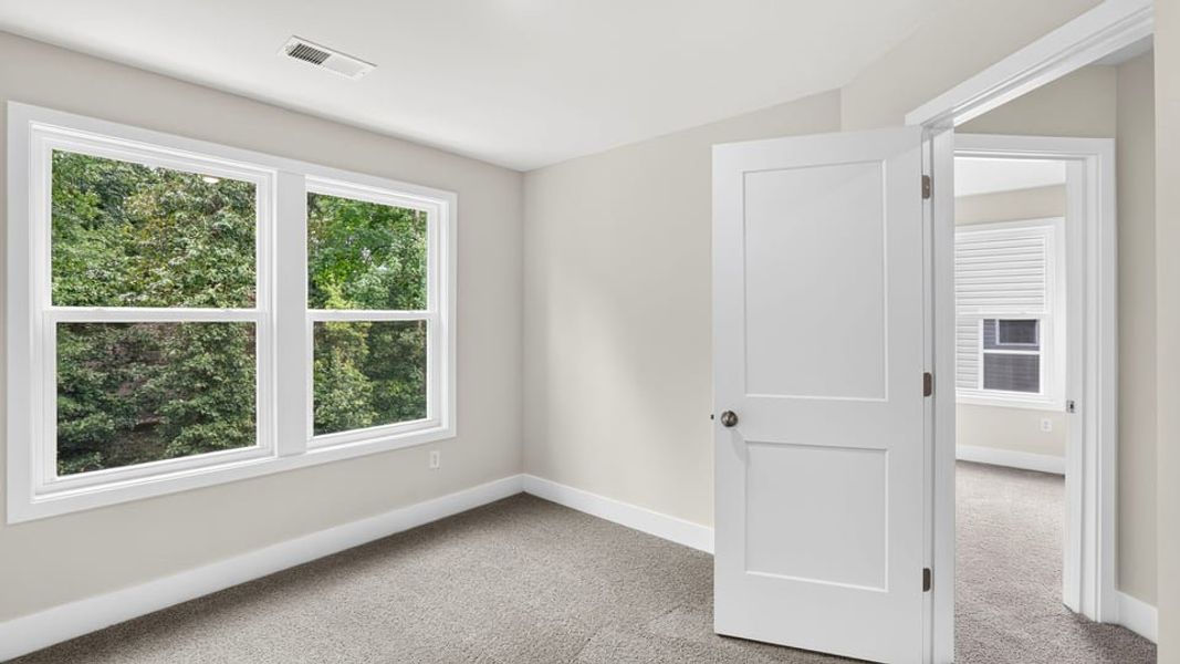 Spacious, unfurnished interior of a new home in Hidden Hills, Spartanburg (Image 29). Spacious, unfurnished interior of a new home in Hidden Hills, Spartanburg (Image 29).