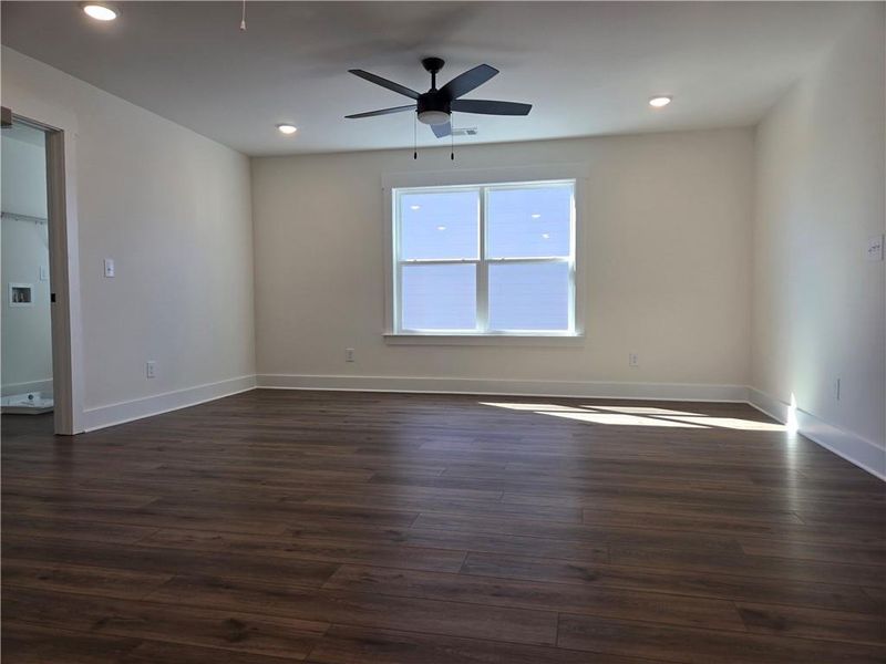 Spacious, unfurnished interior of a new home in Twin Lakes, Hoschton (Image 15). Spacious, unfurnished interior of a new home in Twin Lakes, Hoschton (Image 15).