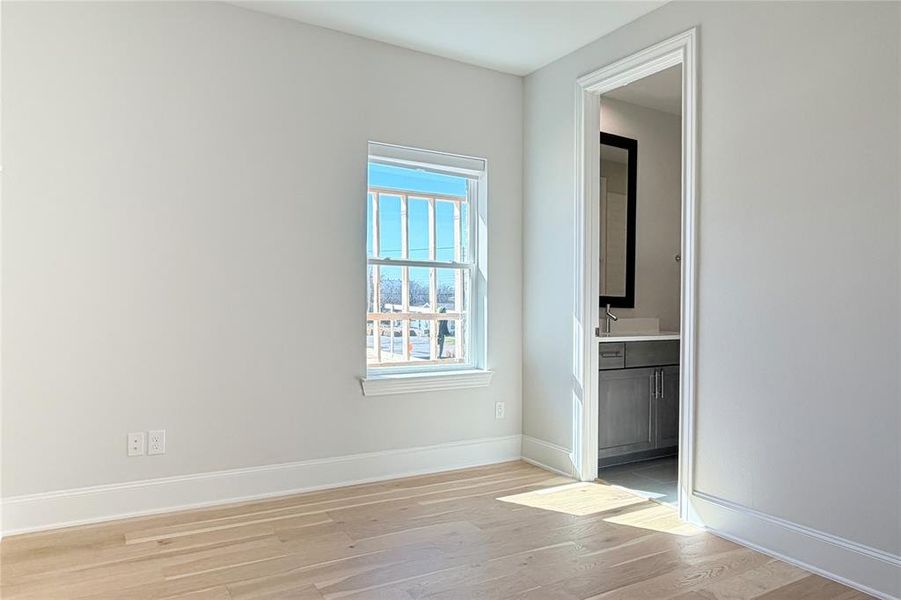 Image of actual unit Image of actual unit