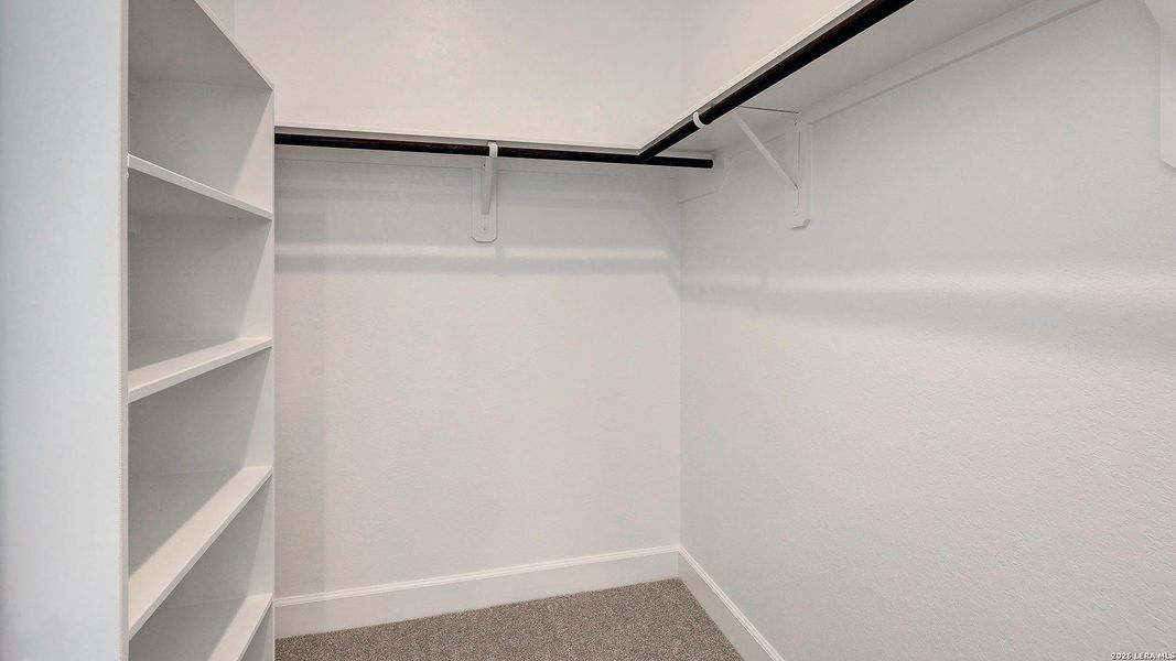 Spacious, unfurnished interior of a new home in Ladera, San Antonio (Image 22).