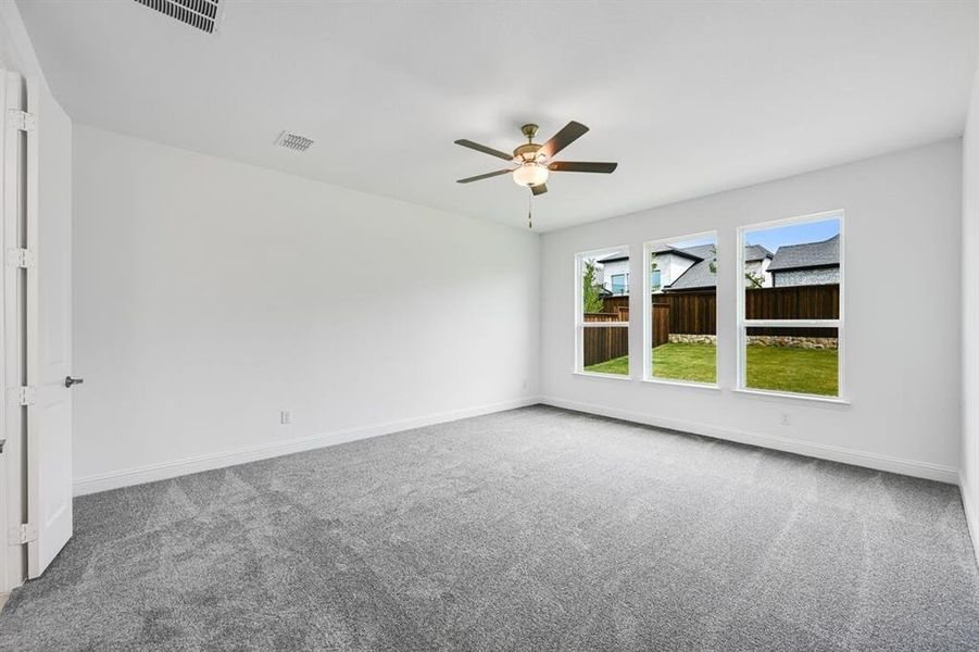 1408 Holly Trail ~ Ready Now!