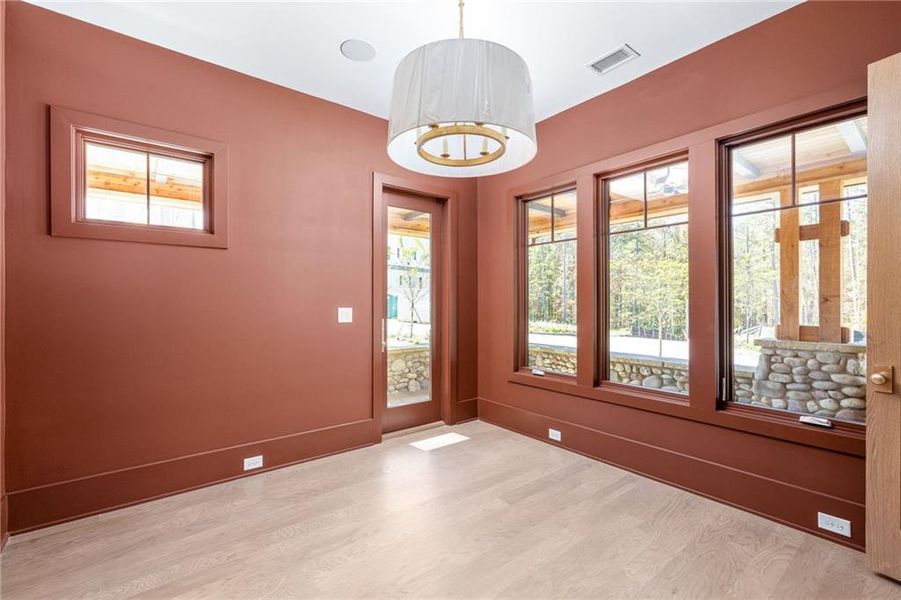 Spacious, unfurnished interior of a new home in , Chattahoochee Hills (Image 38). Spacious, unfurnished interior of a new home in , Chattahoochee Hills (Image 38).