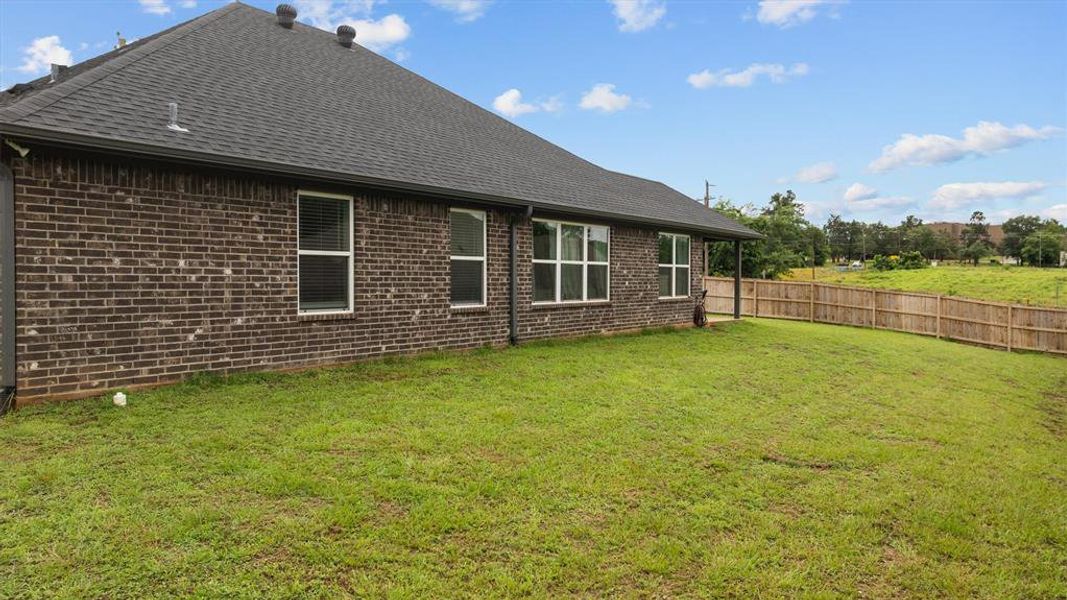 Exterior details and patio area of a home in , Lindale (Image 3).