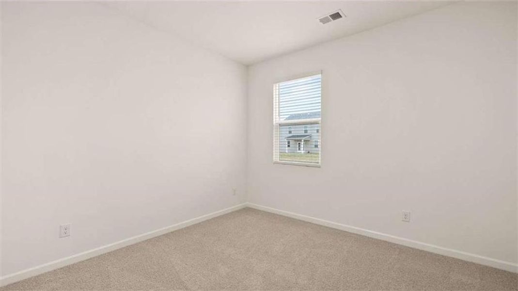 Spacious, unfurnished interior of a new home in Poplar Preserve, Newnan (Image 16).