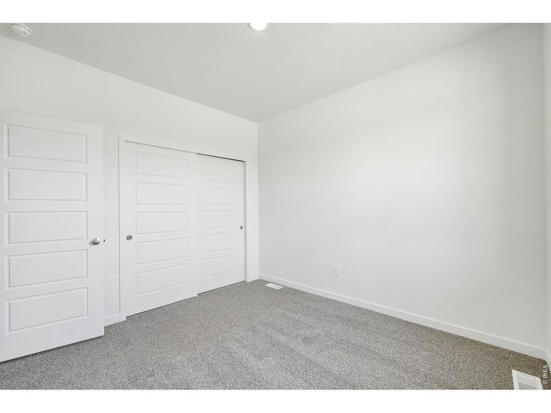 Spacious, unfurnished interior of a new home in Hudson Hills, Hudson (Image 36).