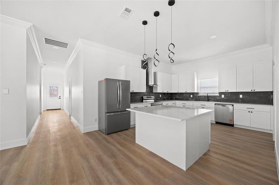 Furnished interior view inside a new home in , Mabank (Image 8).