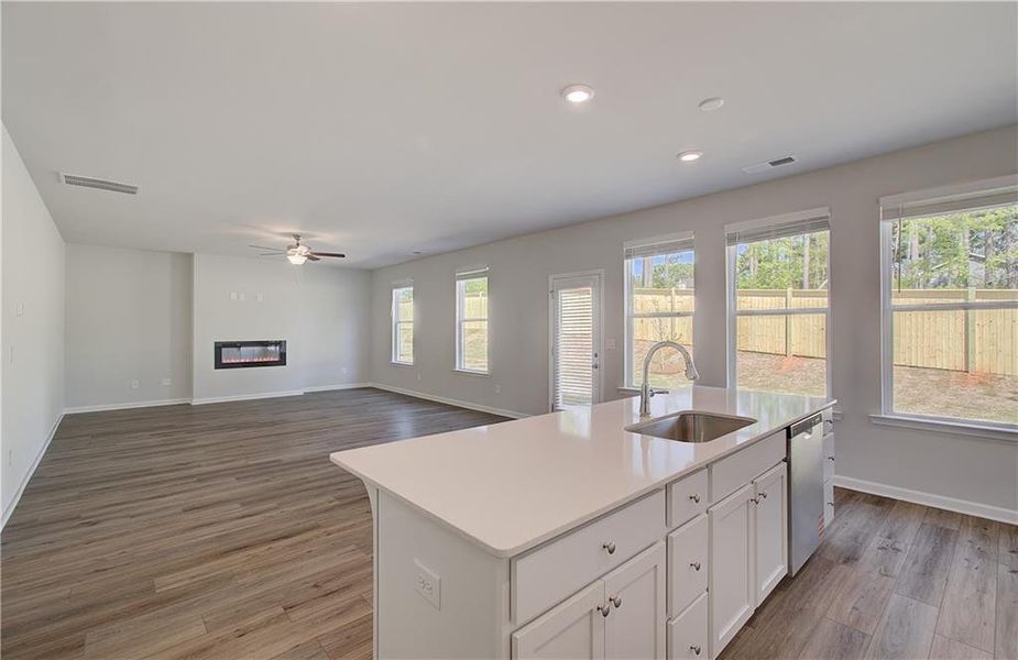 Spacious, unfurnished interior of a new home in Bowers Farm, McDonough (Image 22).