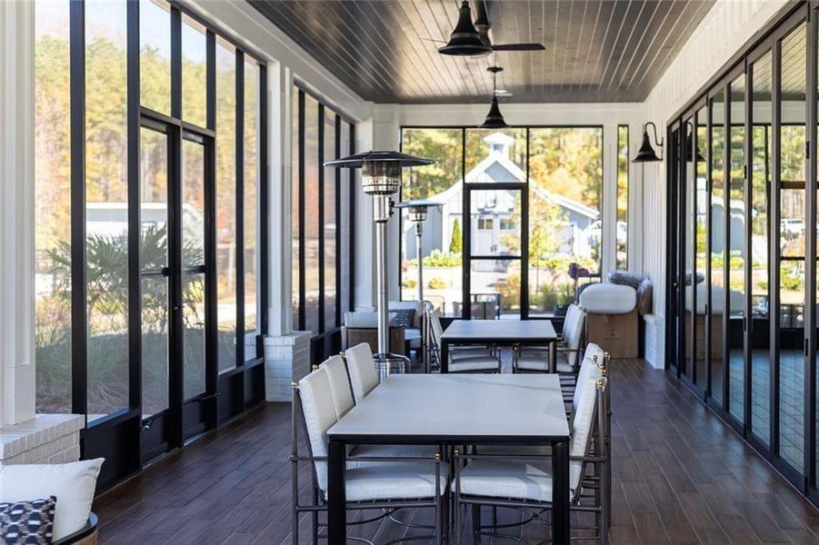 Community amenities in Soleil Belmont Park, Canton (Image 18).