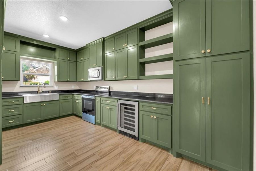 Furnished interior view inside a new home in , Fort Worth (Image 14).