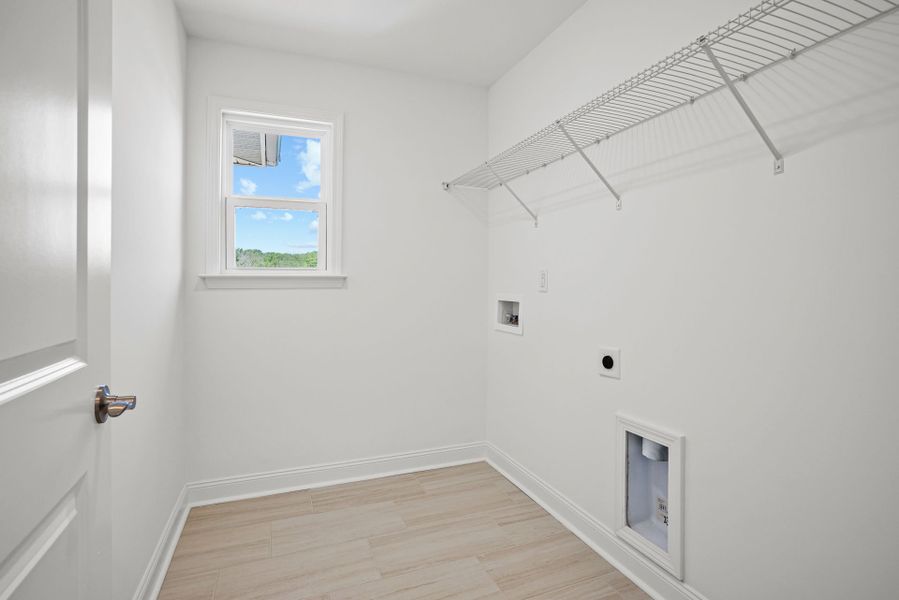 Spacious, unfurnished interior of a new home in Elmbrook, Indian Trail (Image 71). Spacious, unfurnished interior of a new home in Elmbrook, Indian Trail (Image 71).