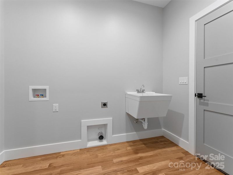 Furnished interior view inside a new home in , Brevard (Image 8).