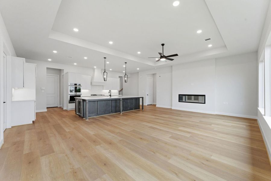 Spacious, unfurnished interior of a new home in Towne Lake, Cypress (Image 17).