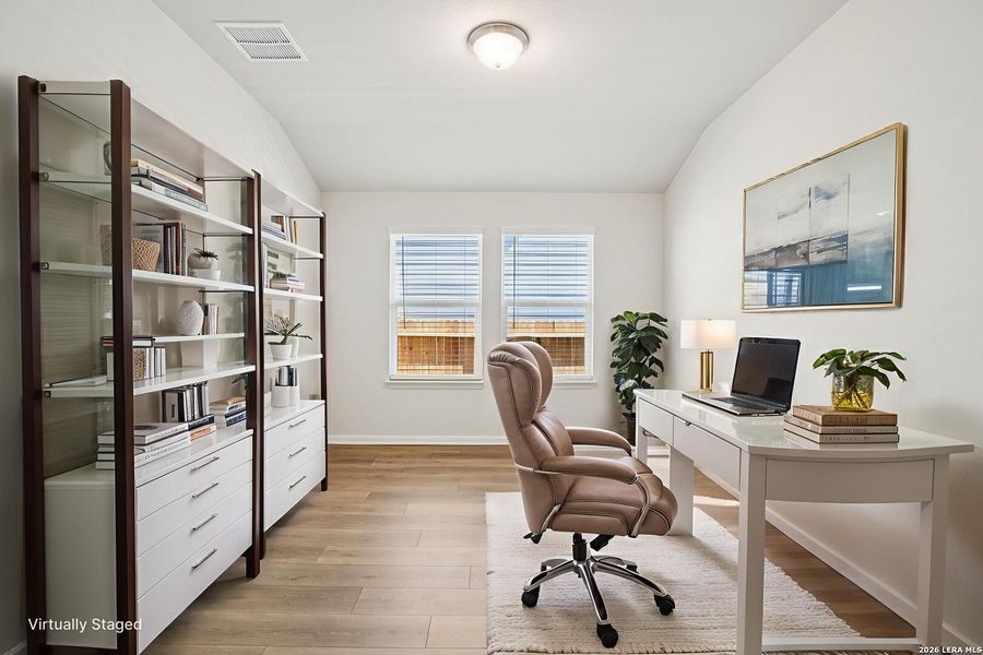 Furnished interior view inside a new home in Estancia Ranch - Classic Series, San Antonio (Image 8).