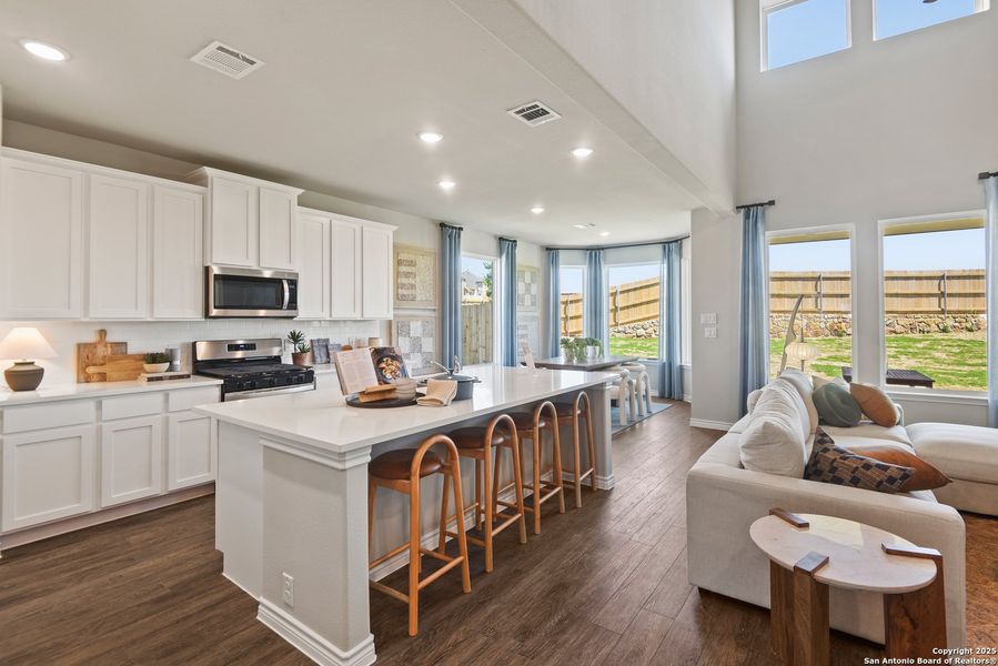Furnished interior view inside a new home in Cinco Lakes, San Antonio (Image 7).
