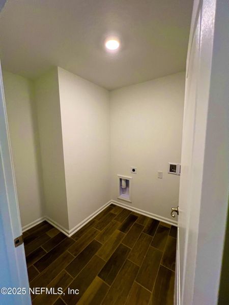 Spacious, unfurnished interior of a new home in American Village, Palm Coast (Image 21).