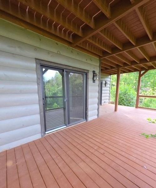 Exterior details and patio area of a home in , Mineral Bluff (Image 3).