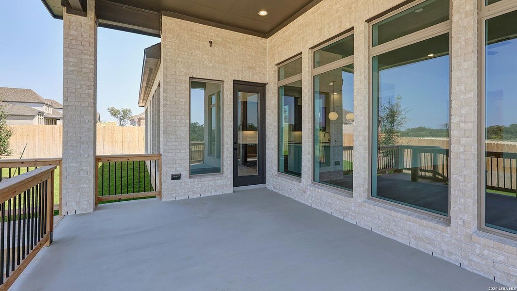 Exterior details and patio area of a home in Ladera, San Antonio (Image 20).