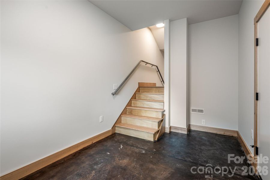 Spacious, unfurnished interior of a new home in , Weaverville (Image 32).